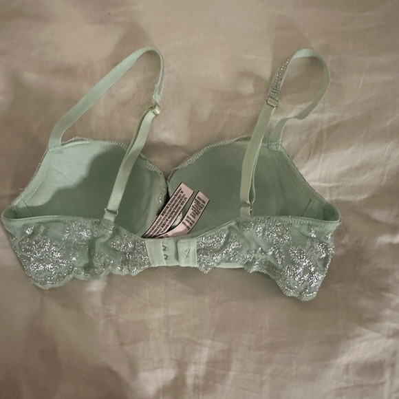 *3 for 20* Victoria’s Secret Mint Green Floral Lace Underwire Bra , Size 32C - Picture 5 of 5